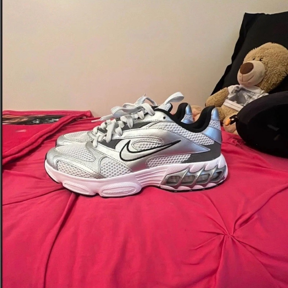 Nike Zoom size 9